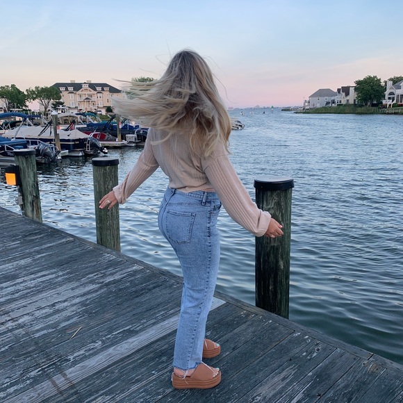 Meet your Posher, Erica - Picture 8 of 8